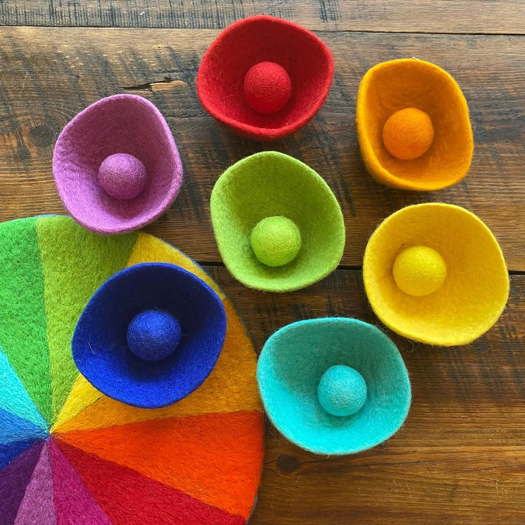 Rainbow Sorting Play Set — Felt Mat, Balls, Shapes & Bowls